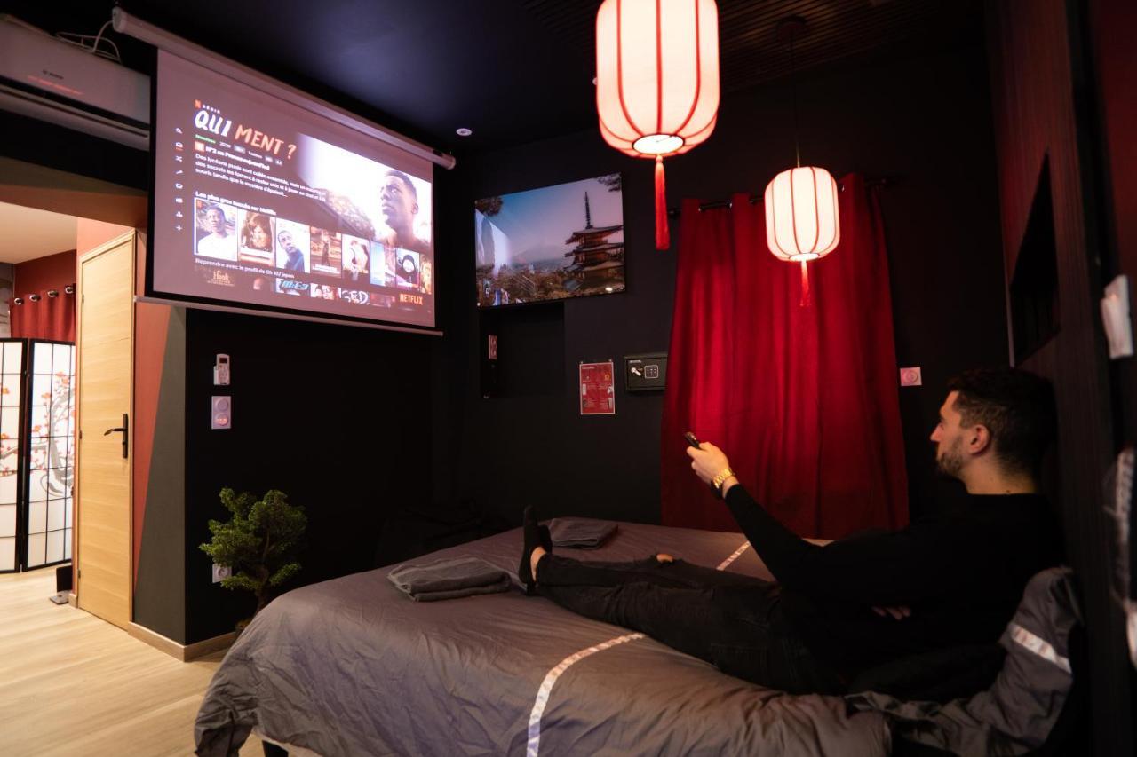 Capsule Japon - Jacuzzi - Netflix & Ecran Cinema - Xbox Apartment Trith-Saint-Leger Exterior photo